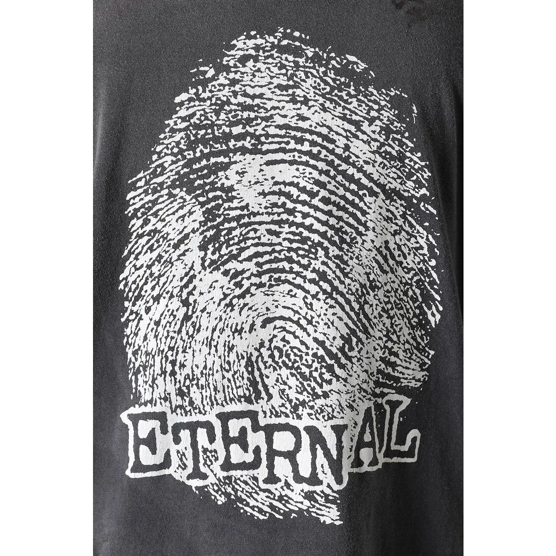 SAINT Mxxxxxx CHOSEN SS TEE/BLK Burst pattern/fingerprint print Chosen Tee Washed black S-XL Look for cylindrical fabrics without side seams. Don’t buy open-width fabrics anymore. It’s boring. Assute garment dyeing. Spray the whole piece with Ma Liu. Re-spray heavy fade. Collar and cuffs are frayed. Many places are broken. Authentic grade printing restored. Original consistent main mark/wash mark/with little angel anti-counterfeiting label.
